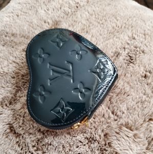 Navy blue Louis vuitton LV heart coin purse